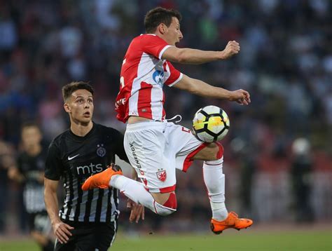 Stella Rossa Partizan Gli Scontri Del Derby Di Belgrado