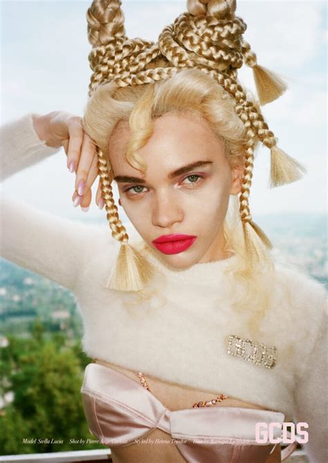 Hot Sexy Stella Lucia Bikini Pics