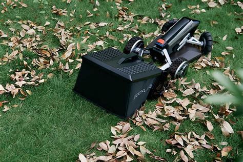 Ecoflow Ventures Into Robotic Lawn Mower With A Moon Rover Like Machine