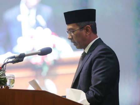 Pj Gubernur Sampaikan Jawaban Atas Pemandangan Umum Fraksi Terhadap