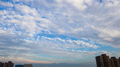 Fondo Cielo Azul Blanco Nube Ciudad Civilizada Y Nubes Para Power Point