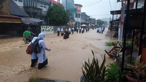 Hujan Deras Mengguyur Sejumlah Desa Di Aceh Selatan Terendam Banjir