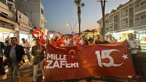 Demokrasi meşalesinin ateşinin yakıldığı Marmariste 15 Temmuz