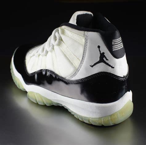 Classics Revisited: Air Jordan XI 'Concord' OG - SneakerNews.com