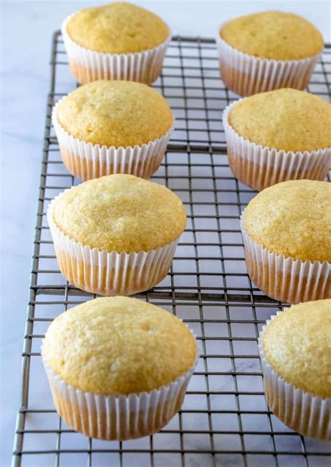 Banana Pudding Cupcakes The Country Cook