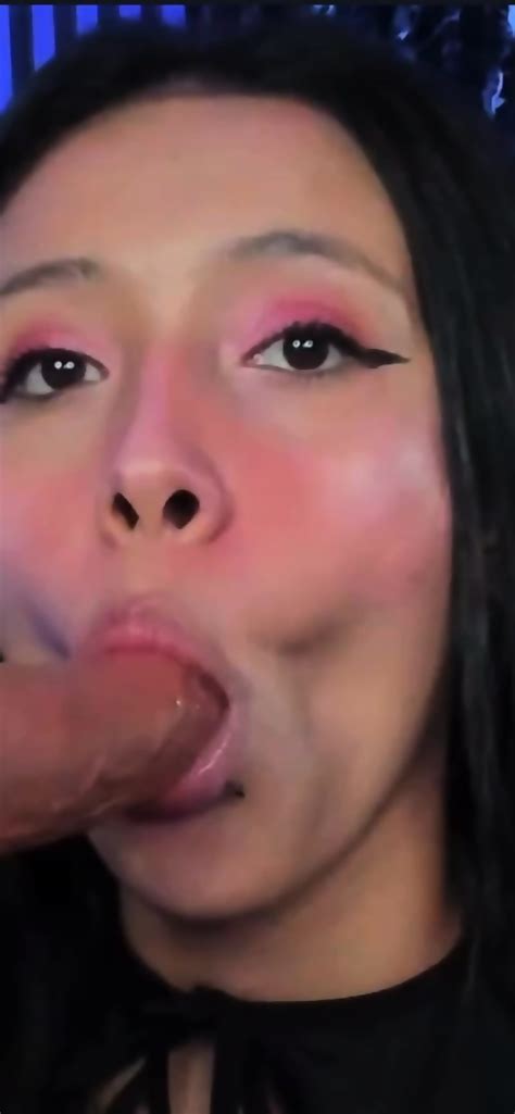 Alicee Moon Webcam Dildo Blowjob 21 24