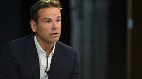 Lachlan Murdoch Defends Fox Newss Chief Executive Amid Defamation Suit