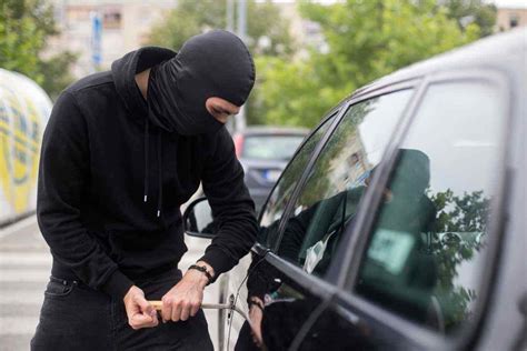 Boom di furti di auto i modelli più a rischio e come difendersi Derapate