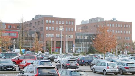 Zukunft der Kliniken Aurich Emden Norden Aktionsbündnis weist