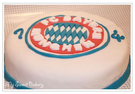 FC Bayern München Torte Bayern torte Fc bayern torte Kuchen mit fondant