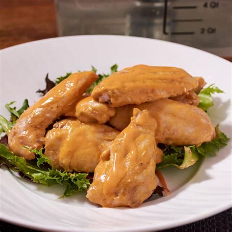 how long to cook wings at 425