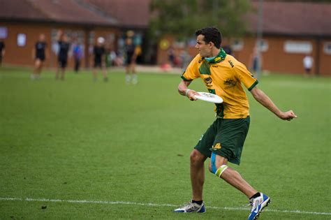 How To Throw A Backhand In Ultimate Frisbee Features Ultiworld