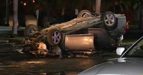 Hallandale Chase Ends In Crash Near Police Station Cbs Miami