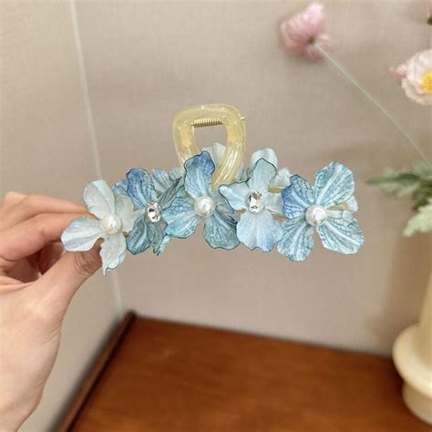 Korean Style Sweet Hair Catches Cloth Hair Crab Clip Flower Hair Claw