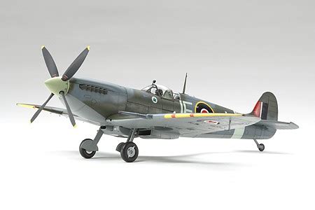 Tamiya Supermarine Spitfire Mk Ixc Aircraft Plastic Model Airplane Kit