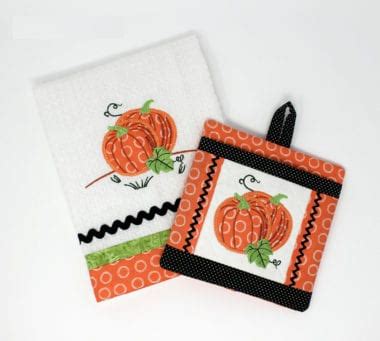 Diagonal Quilted Potholder Omas Place Machine Embroidery Designs