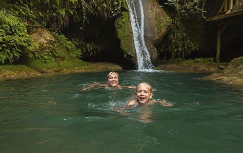 Conheça 4 cachoeiras de Minas Gerais para visitar