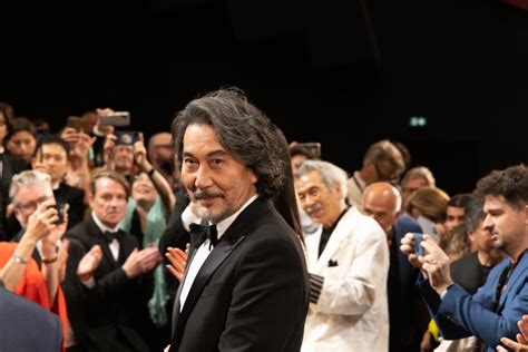 【速報】役所広司、「第76回カンヌ国際映画祭」最優秀男優賞受賞 トイレの清掃員演じる 夕刊三重電子版 Yomotto