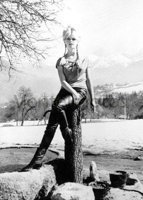 Brigitte Bardot In Megeve During The Filming Of La Bride Sur Le Cou