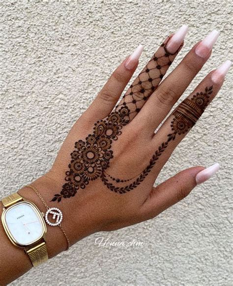 Henna Design Flower Pattern