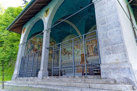 Famous Tell S Chapel At Lakeshore Of Lake Uri With Colorful Paintings