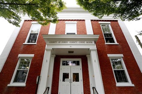 Courthouse Closing During Cold Snap The Marthas Vineyard Times