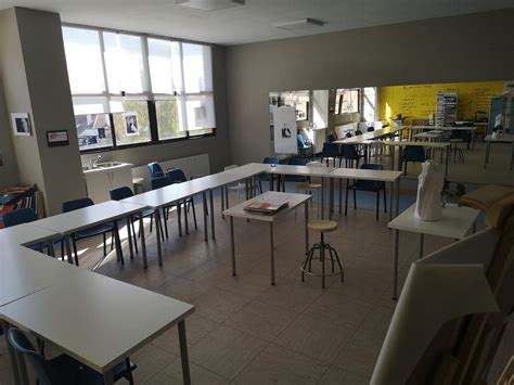 Nuevo Espacio Audiovisual Para Bachillerato De Artes Colegio Zola