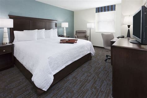 King Bed Guest Rooms Are Ideal For Business Travelers White House