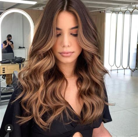 Pin By Beatriz Ribeiro On Cabelos Brown Hair Balayage Brunette Balayage Hair Honey Brown Hair