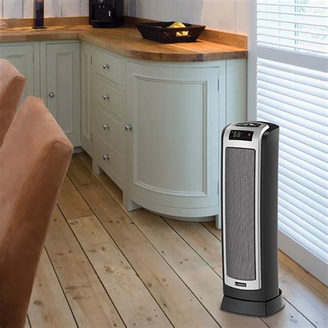 Lasko Digital Oscillating Ceramic Tower Space Heater With Remote Control Used Vminnovations