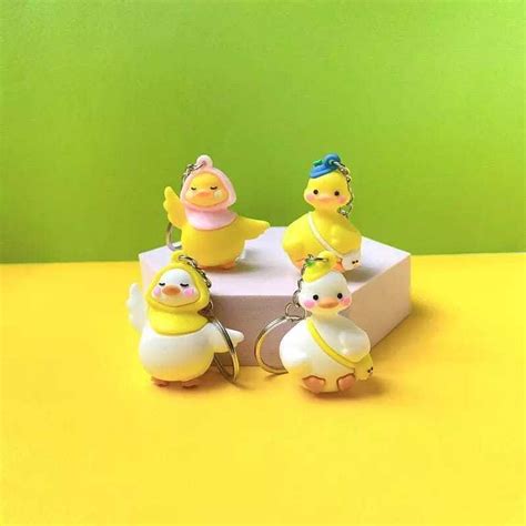 Jual [wrsr27] Gantungan Kunci Karakter Momo Duck Gantungan Kunci Bebek Kuning Lucu Cute Momo