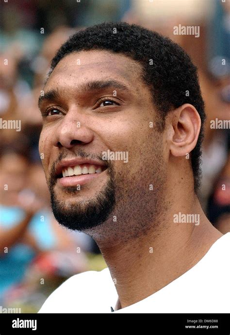 Tim Duncan Spurs Hi Res Stock Photography And Images Alamy