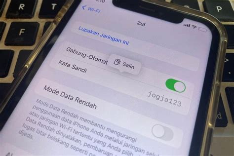 Trik Melihat Password WiFi Di IPhone Dengan IOS 16 Secara Mudah