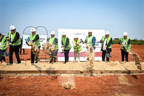 Gobierno inicia construcción del Centro Acuático Olímpico que será uno