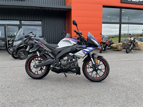 Aprilia Tuono Abs Cm Moto Roadster Km Bleu