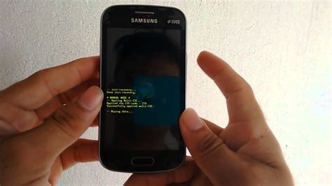 Hard Reset No Samsung Galaxy Trend Lite Gt S Uticell Youtube