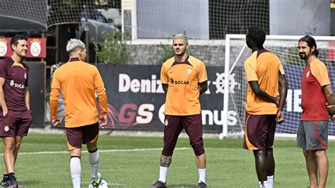 Galatasaray N Manchester United Ma Kamp Kadrosu Belli Oldu Y Ld Z