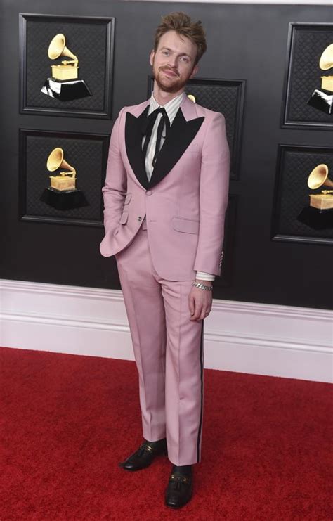 Premios Grammy 2021 Los Looks Masculinos Que Han Deslumbrado