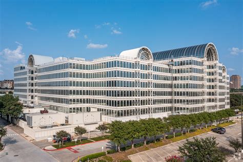 1950 N Stemmons Fwy Dallas Tx 75207 Loopnet