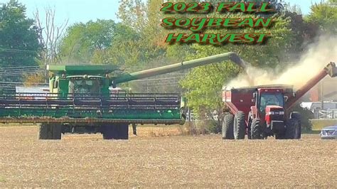 Fall Soybean Harvest John Deere S And S Combines Harvesting