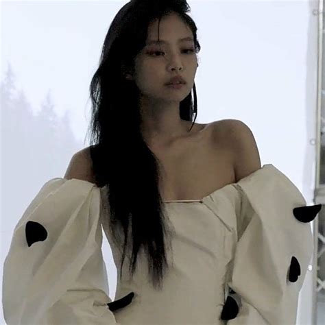 Jennie Jacquemus X Harper S Bazaar Garotas Kpop Feminino Jennie