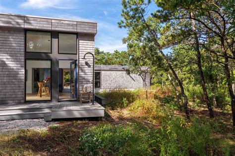 Cape Cod Modern House | Contemporary Weekend Retreat — WALKER