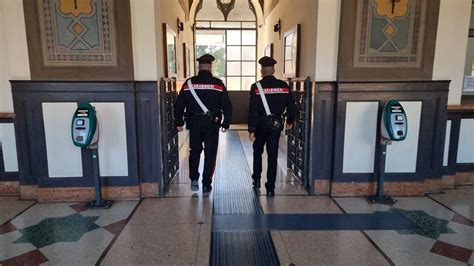 Tentato Omicidio Alla Stazione Ferroviaria Di Santa Maria Degli Angeli