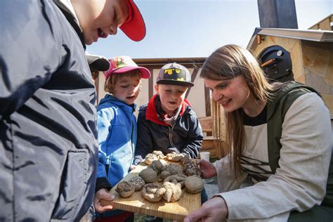 Kr Uterwerkstatt Ritterausbildung Oder Schatzsuche In Den