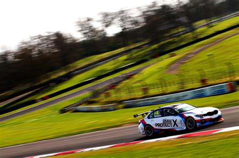 This Is The Bmw 330i Btcc Racer And It Looks Fantastic