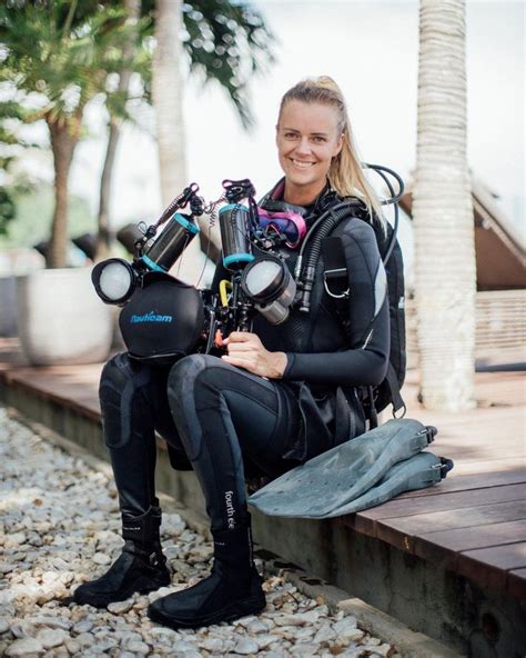 「scuba Diving Women 7」おしゃれまとめの人気アイデア｜pinterest｜j J【2024】