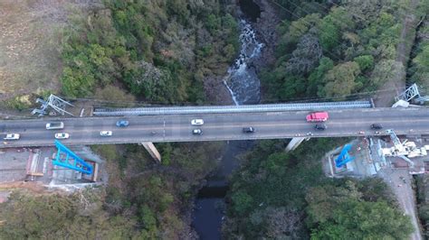 Puente sobre el río Virilla en la Ruta Nacional n º 147 entre las