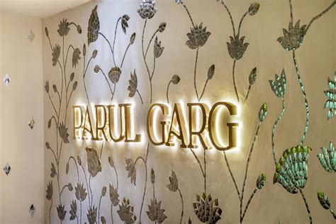 Parul Garg Makeup Studio – Artesa Living