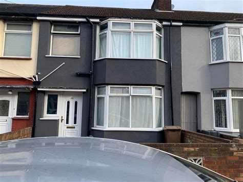 Overstone Road Luton Lu Bed Terraced House Pcm Pw