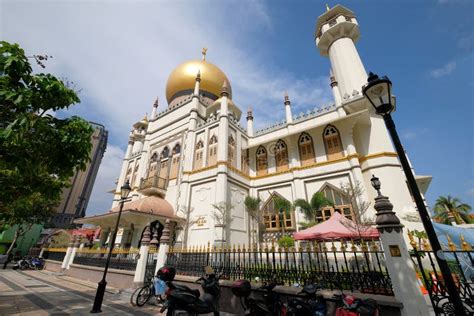 View Of The Sultan Mosque Or Masjid Sultan From Muscat Street In The